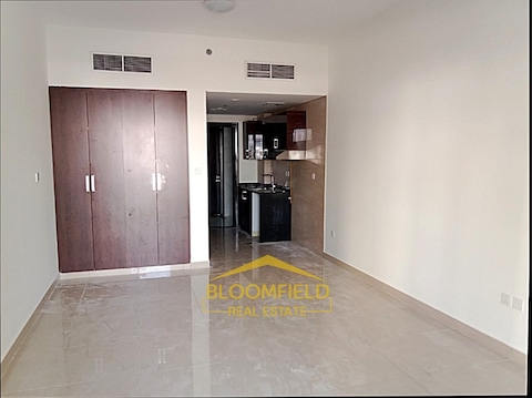 Spacious And Well Maintained Studio | Lower Floor | Limited Offer