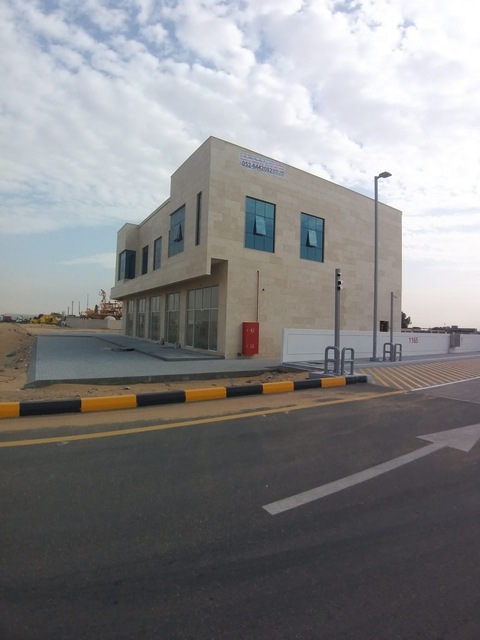 For Rent 6 Offices In Sharjah / Sajaa Area New Building First Inhabitant Excellent Location On The