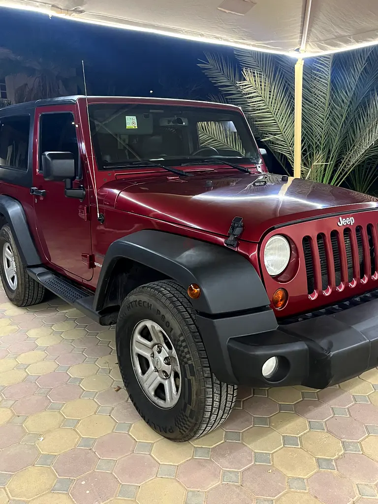 Jeep wrangler GCC full Automatic Spacial colour