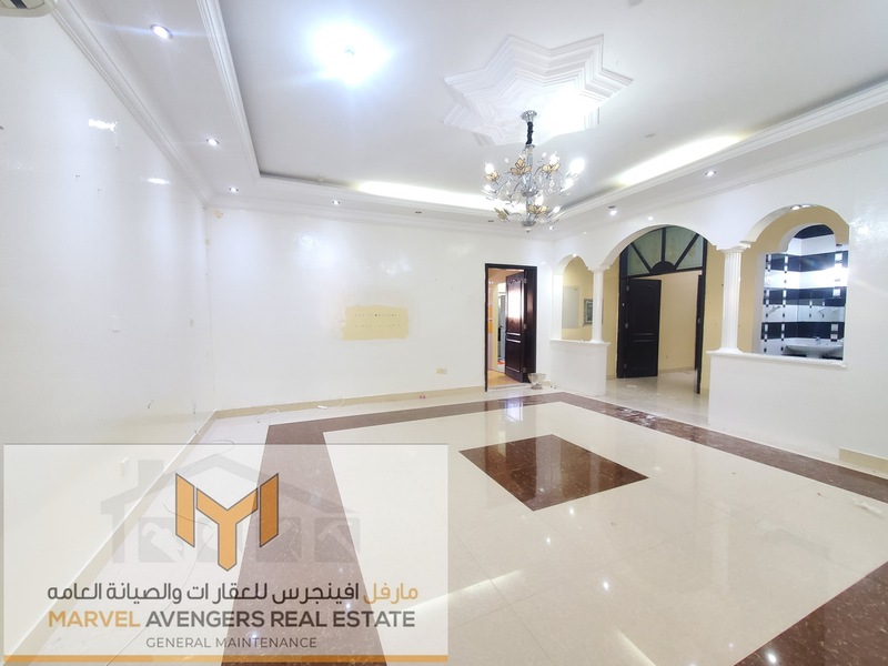 Apartment/Flat: Private entrance 3 bedroom apartment with big hall and ...