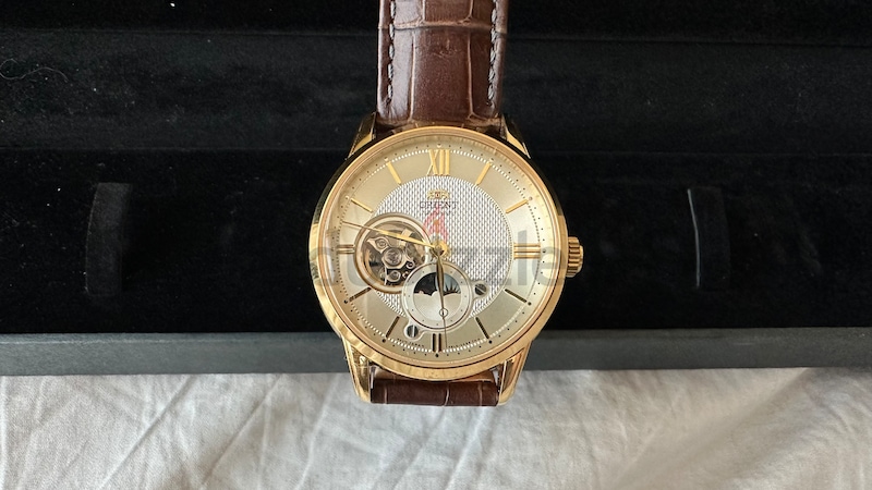 Orient sun clearance moon open heart