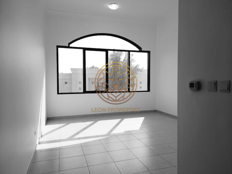 Deluxe  Four Bedroom Villa With Facilities In Al Barsha1
