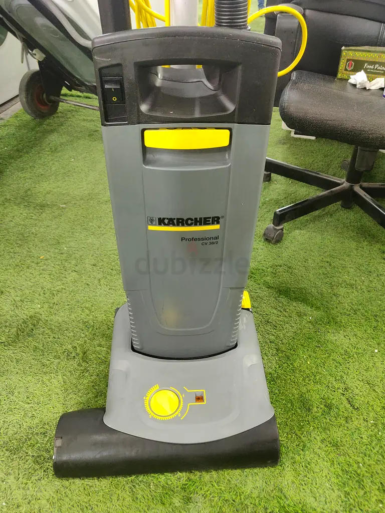 Karcher professional cv38/2 vacuum cleaner in new condition