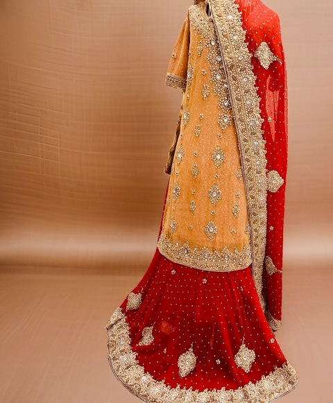 Buy & sell any Wedding Apparel online - 899 used Wedding Apparel for sale  in All Cities (UAE), price list