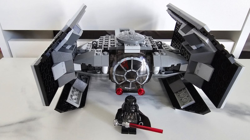 Lego darth discount vader's tie fighter