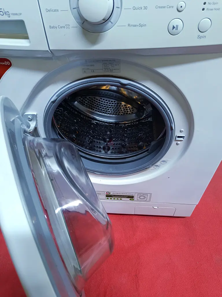 Wash machine for sale LG 5 kg Inverter