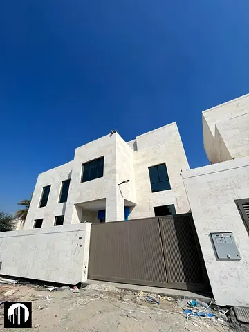 Extraordinary Commercial Brand New Villa For Rent ! Prime Location