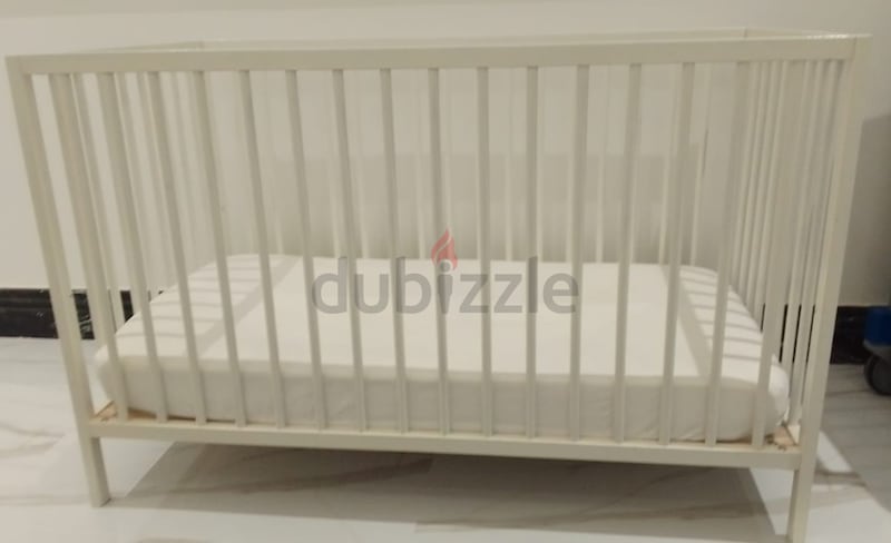 Dubizzle store baby cot