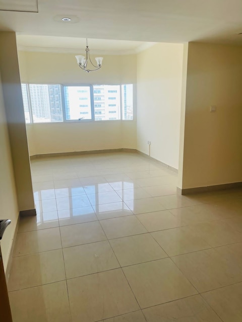 No Commission/ Direct From Owner: Spacious 2bhk Nice Apartment Prime Location 2mint Walk To Sahara