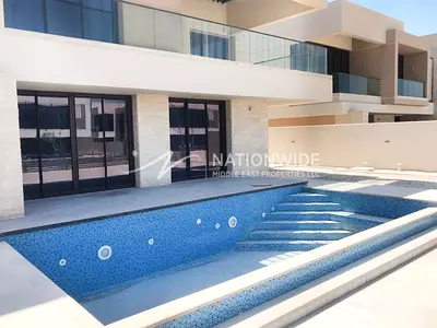 Stunning Family Villa | Single Row | Sea Views