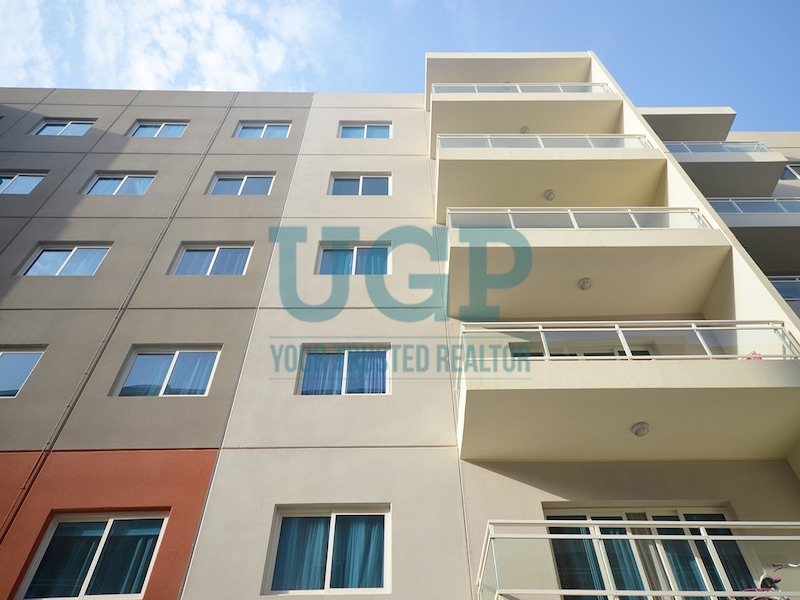 Hot Deal| Fully Furnished| Breezy Balcony| Rented