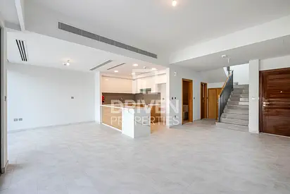 Single Row | Modern Layout | Prime Area