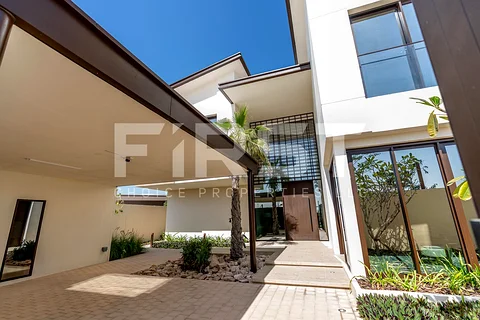 Prime Location L Lavish Community L Good Investment