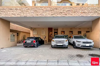 Upgraded 4br Townhouse | Vot I Vaastu Compliant