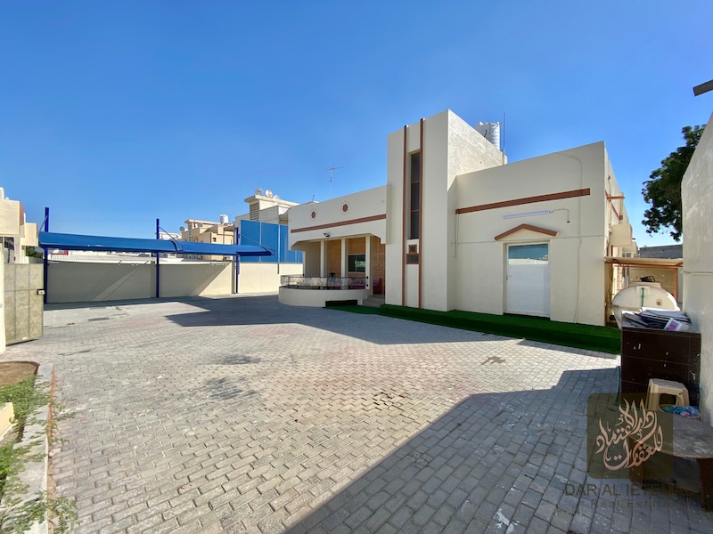 6 Bedroom Villa in Al Ghafia with AC  Covered Parking