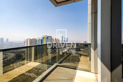 Fully Furnished | Five View And High Roi