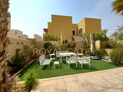 Hot Deal | 4bd + Ml | Gated Community