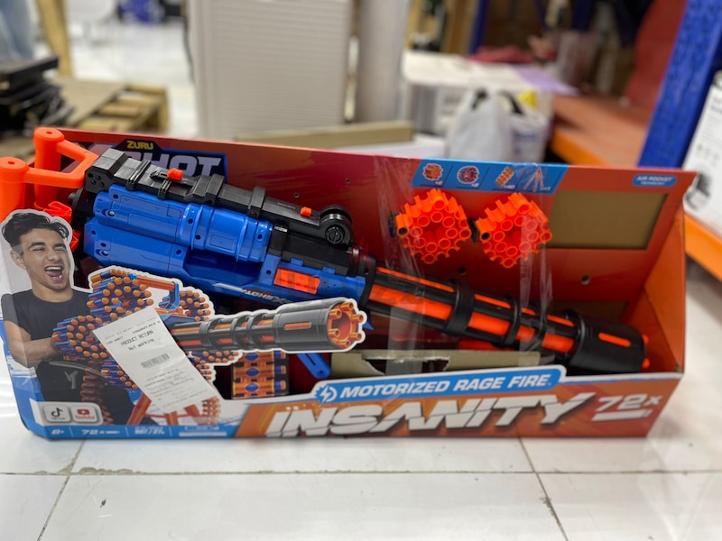 X-Shot Insanity Motorized Rage Fire Blaster - 72 Darts Included