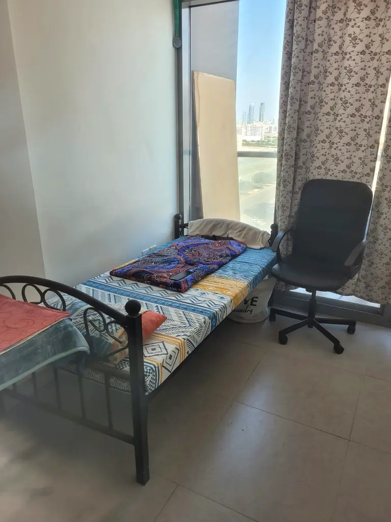 Apartment/Flat for Rent Executive Bachelor room Dubai Production