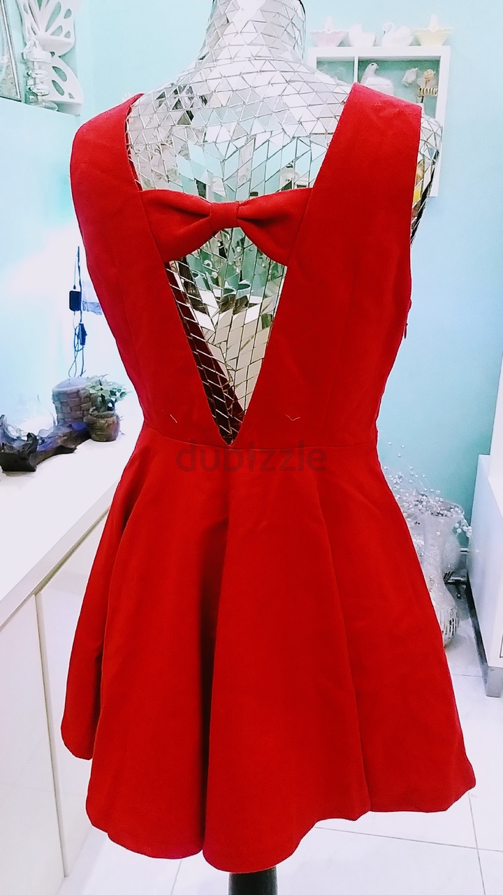 Tracy | Short Red Dress w/ Heart Shaped Back
