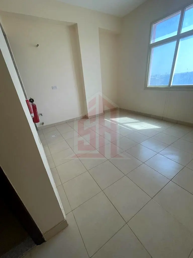 Apartment/Flat Studio For Rent, open kitchen, washroom,450 sqft