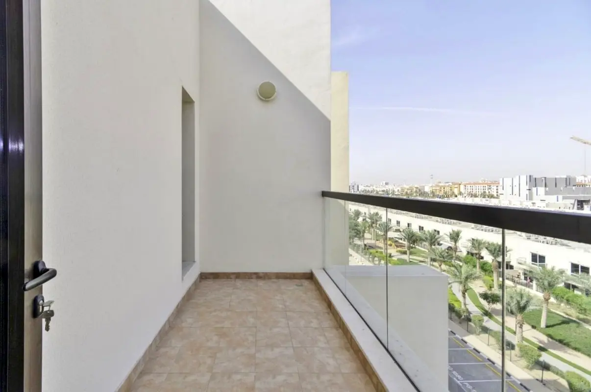 Townhouse Brand new 3 bed + Study/Maids Townhouse in Warsan