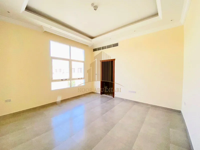 Apartment/Flat Desired Living Master Rooms Basement Parking