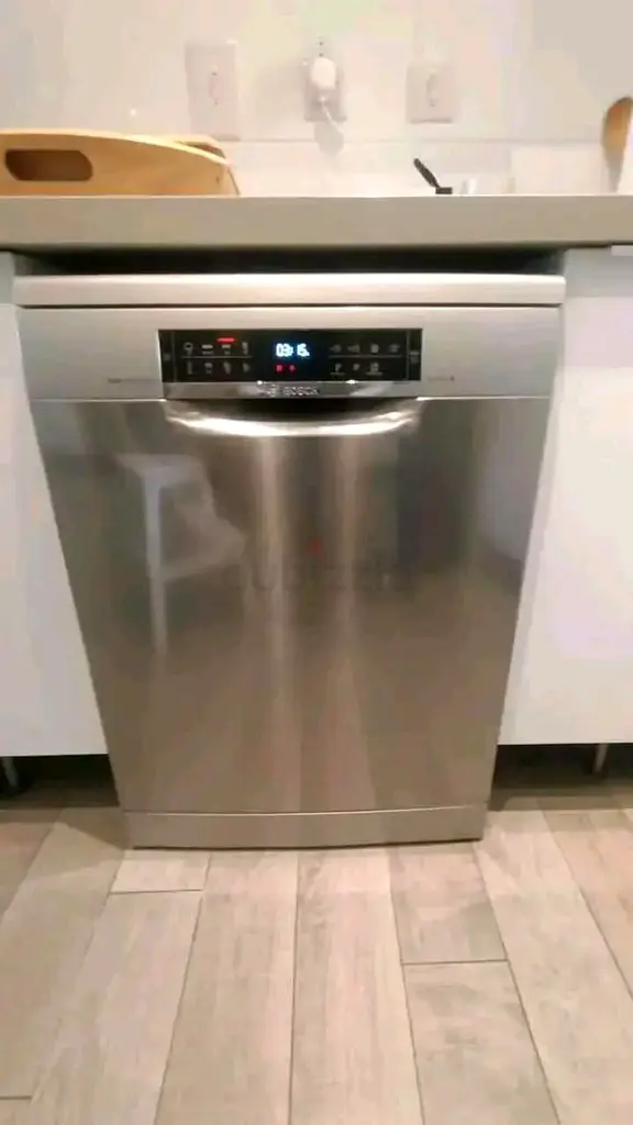 Bosch new model series 4 dishwasher made in Germany stainless steel