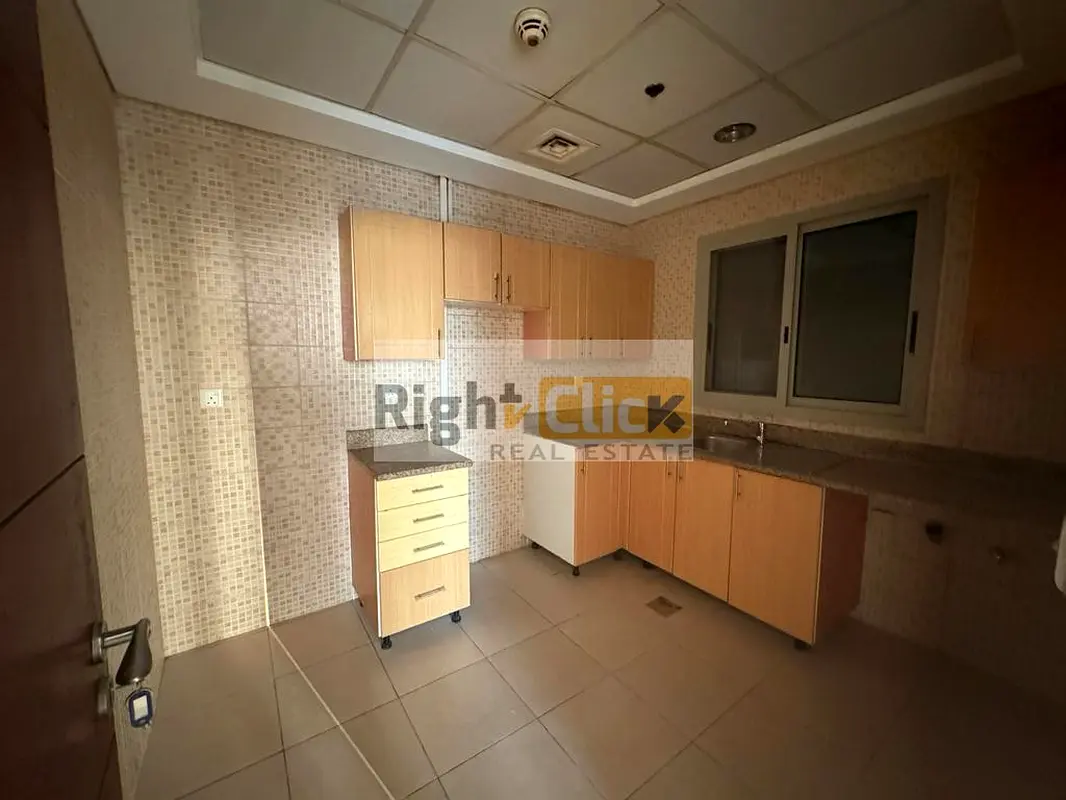 Apartment/Flat Large 1Bedroom Oakwood Residence IMPZ Balcony