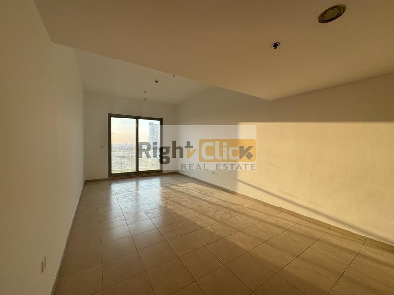 Apartment/Flat: Large 1-Bedroom | Oakwood Residence | IMPZ | Balcony ...