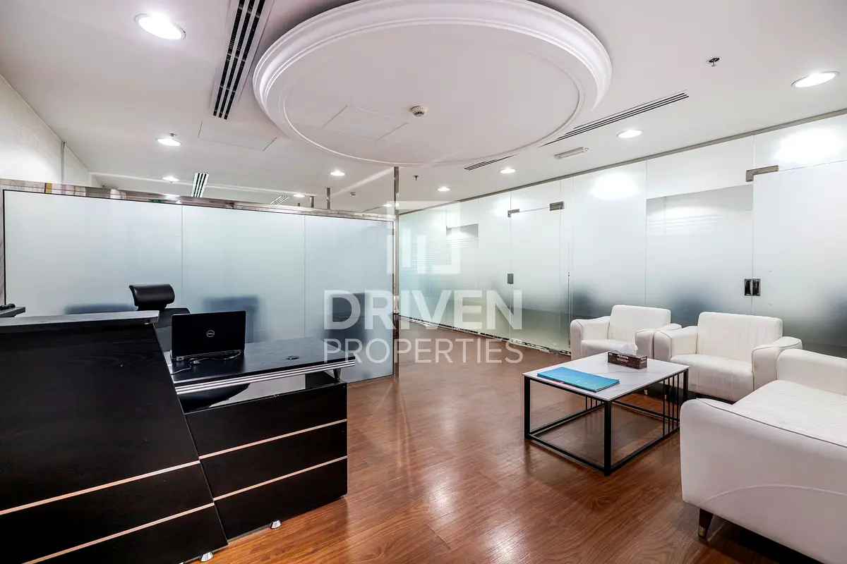 Office for Rent Fitted Office with Partitions Spacious Dubai