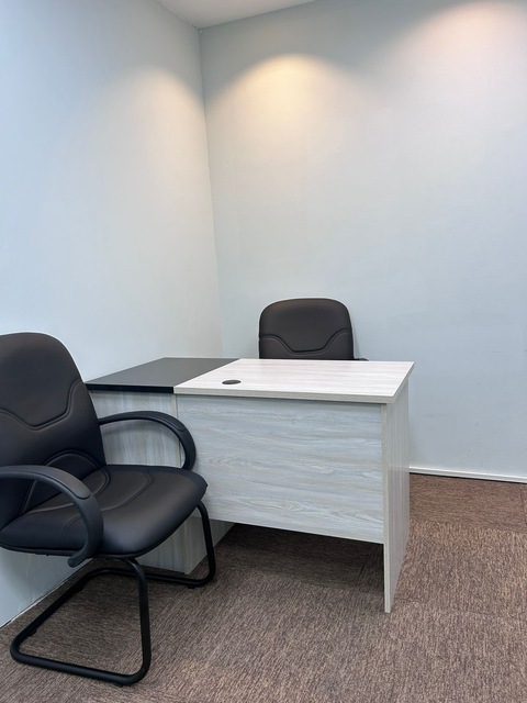 150 Sqft Business Center Office For Rent