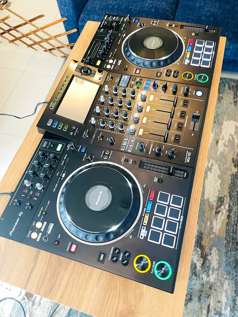 FULL PACKAGE DEAL Pioneer XDJ XZ Magma bag KRK Rokit 5 studio monitor