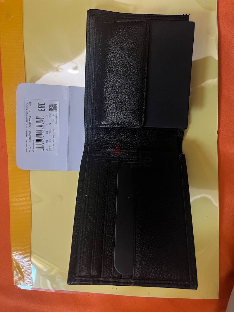 Hugo boss clearance wallet sale uk