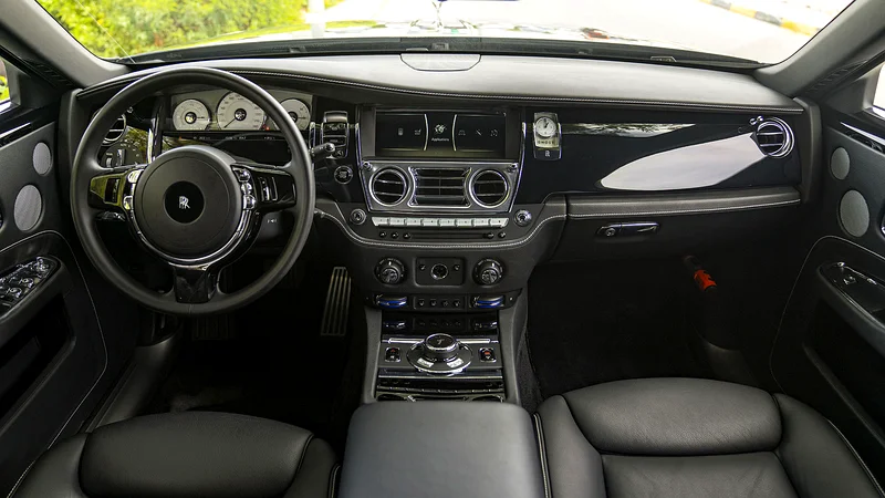 2020 ROLLS ROYCE GHOST 6.6L PETROL 5-SEATER WITH STARLIGHT ROOF63222808016514113