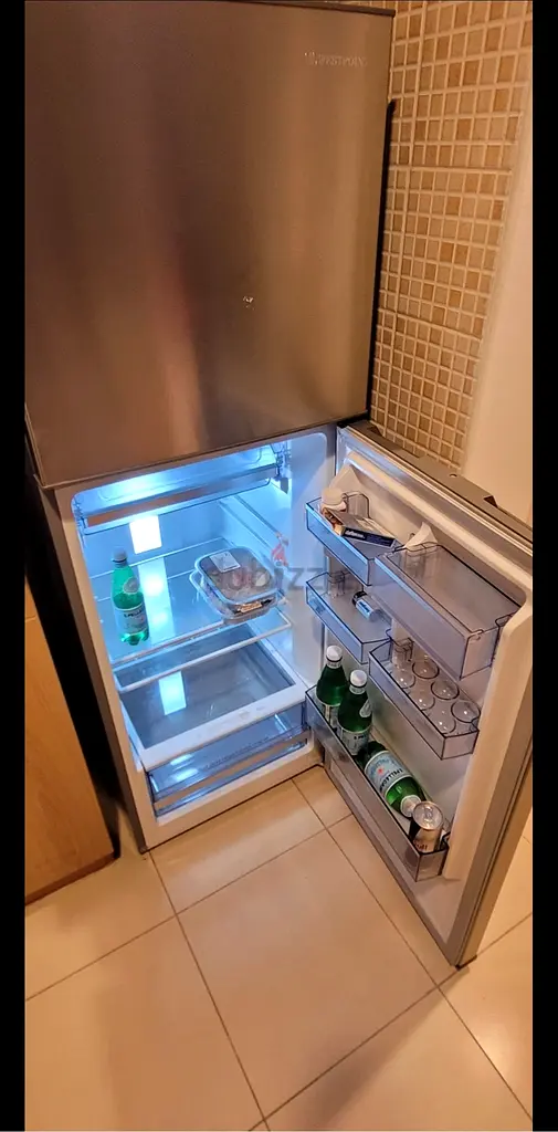 West Point medium size fridge