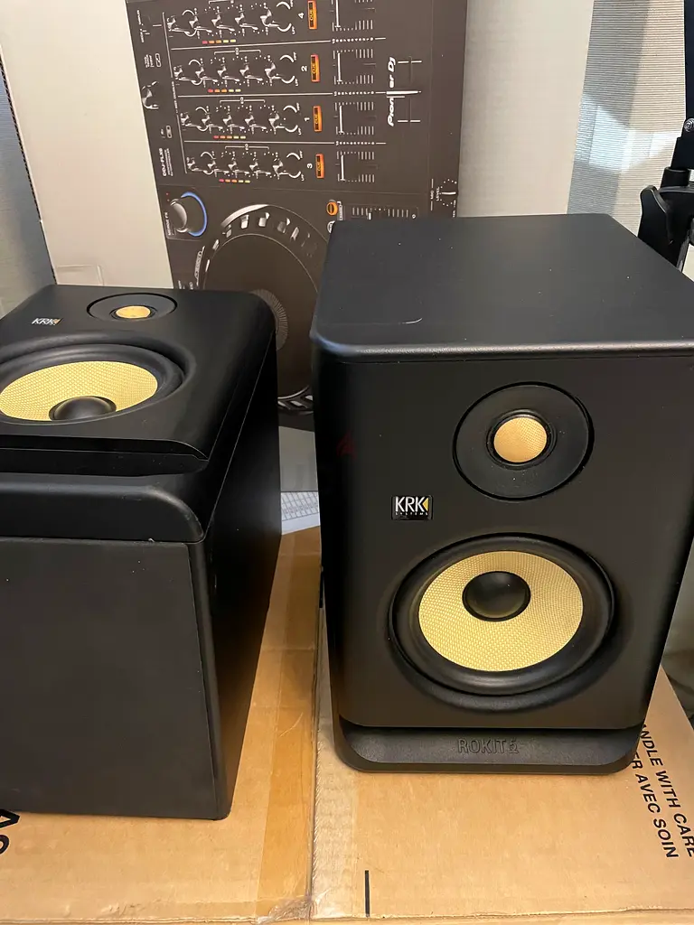 FULL PACKAGE DEAL Pioneer XDJ XZ Magma bag KRK Rokit 5 studio monitor