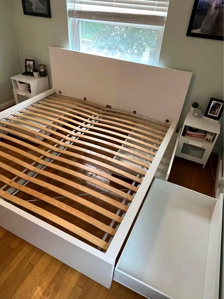 Ikea Malm King Size Storage Bed With Ikea Mattress دوبيزل