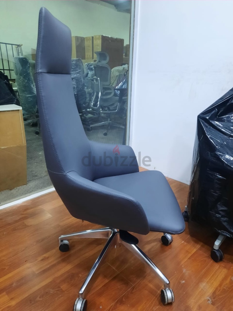 Office shop chair dubizzle