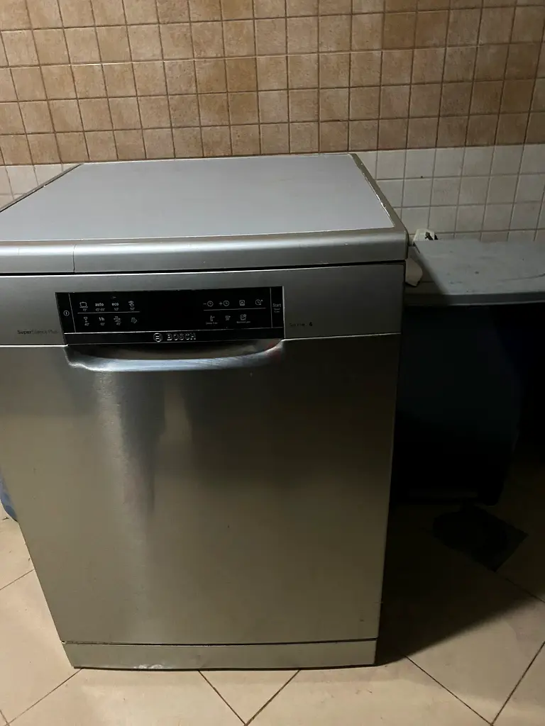Bosch dishwasher super silence plus series 6 دوبيزل
