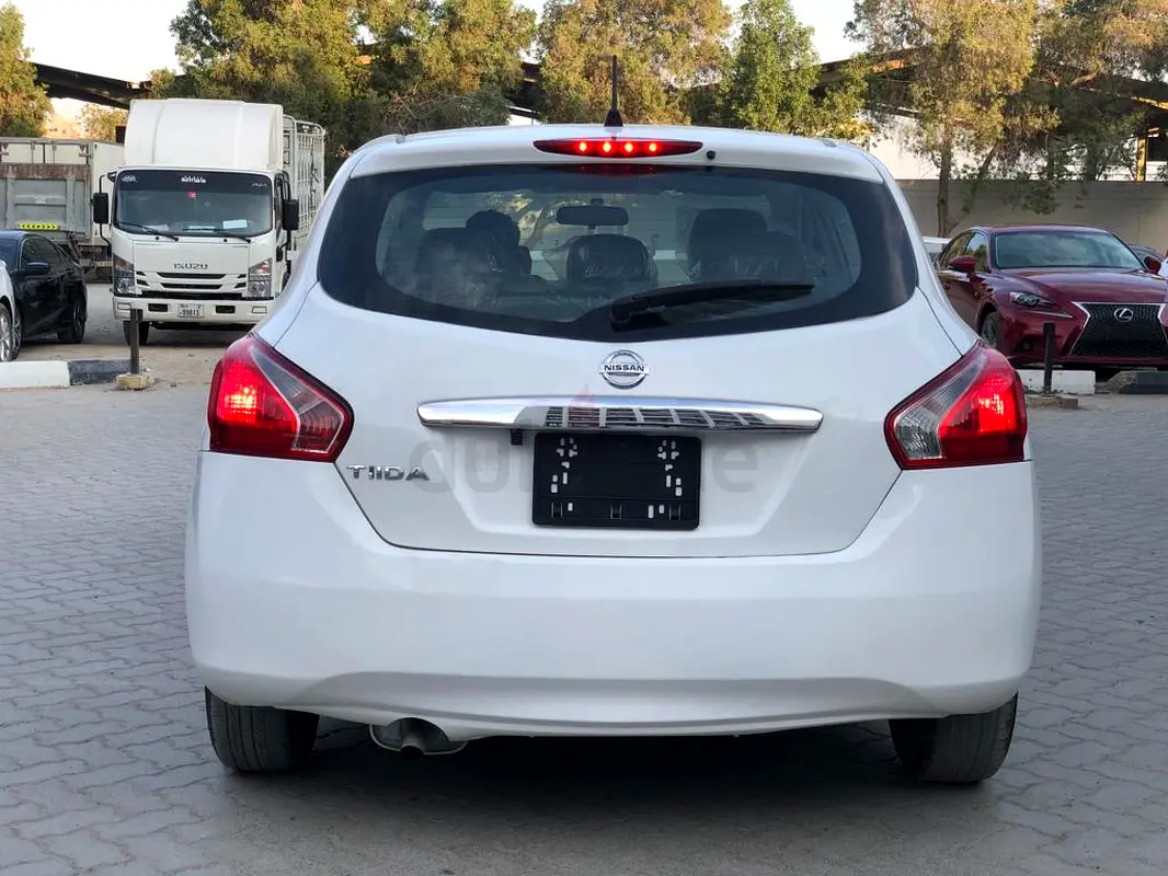 Nissan Tiida 2015 GCC Specification