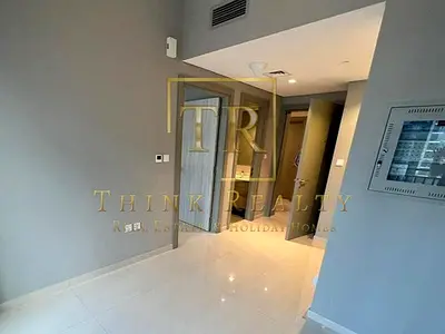 Thoughtful Design |canal Part View| Modern Living