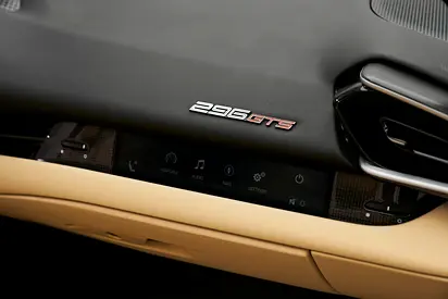 2023 Ferrari 296 GTS 照片 12