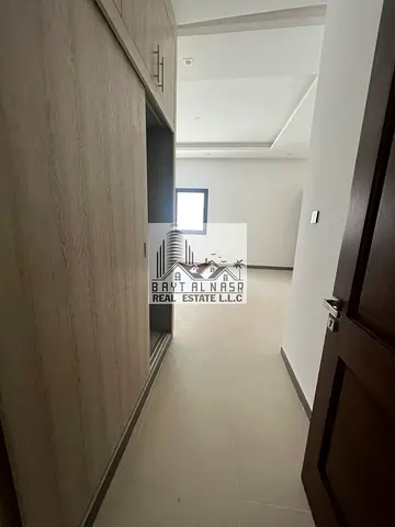 Spacious Brand New Villa 5 / Five Bedroom Hall With Majlis Available For Sale In Al Mowaihat 2,