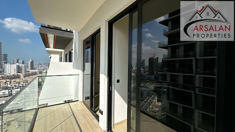 New 1bhk With Balcony: Prime Location |wa