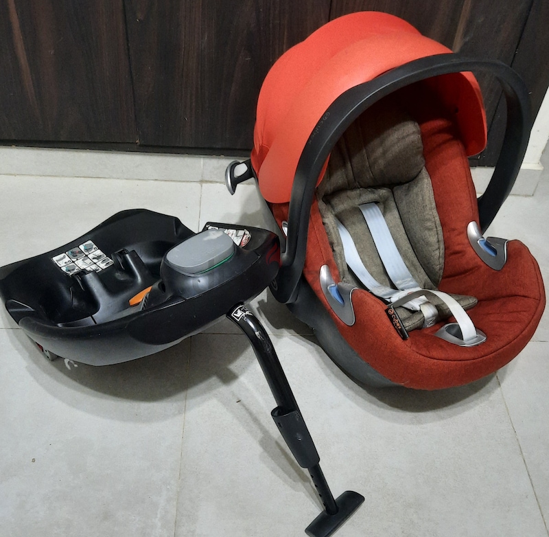 Cybex aton q plus autumn outlet gold