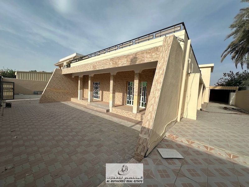 For sale, a one-floor villa in the Al Ghafiya area in Sharjah. The house is on Qar Street and near