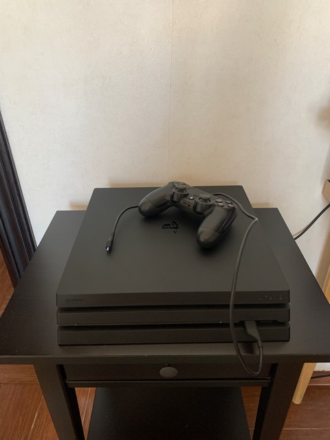 Refurbished PlayStation 4 - 500GB Fat Model UK