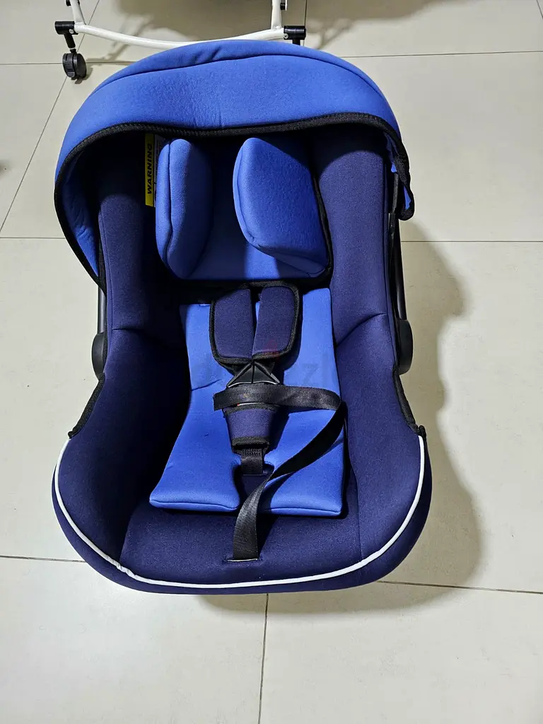 Brand New unused Baby car seat on sale