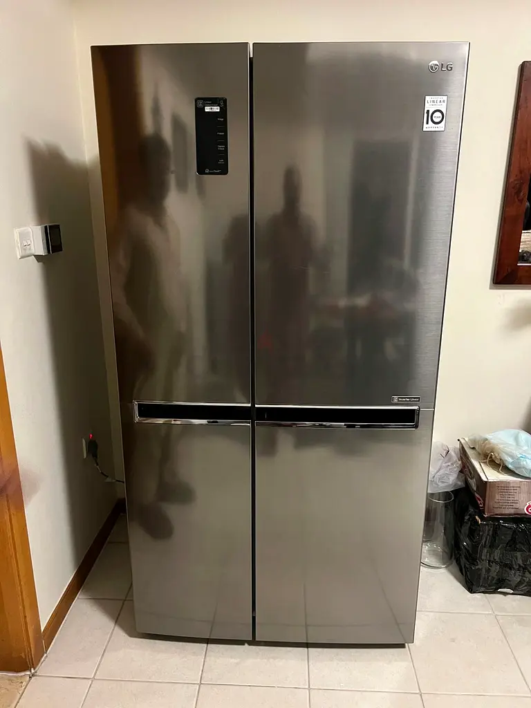 LG side by side refrigerator latest version with ice maker box